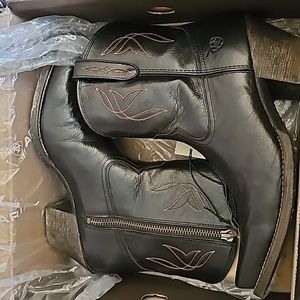 Ariat boots
